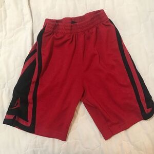 Jordan boys athletic shorts size M